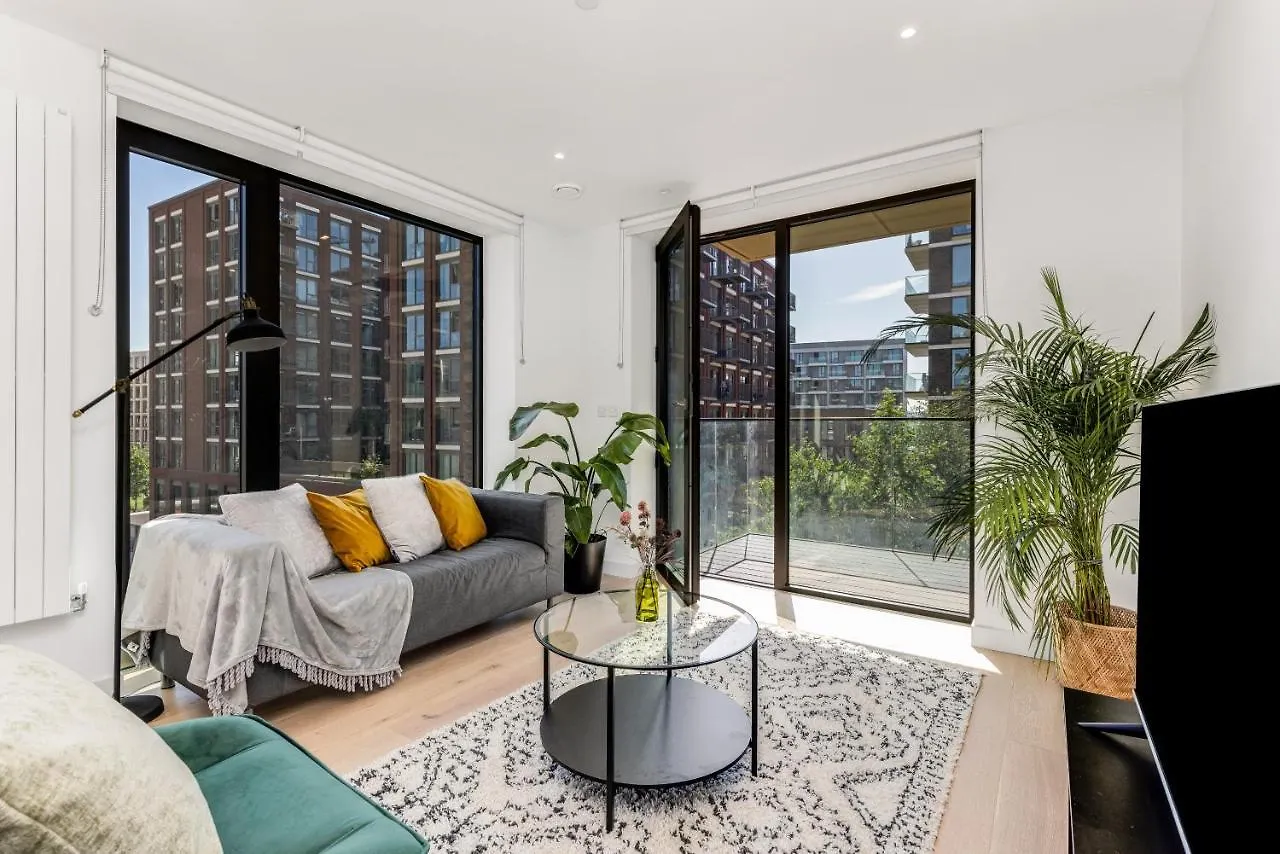 The Grand Cabo - Two Bed Apartment London