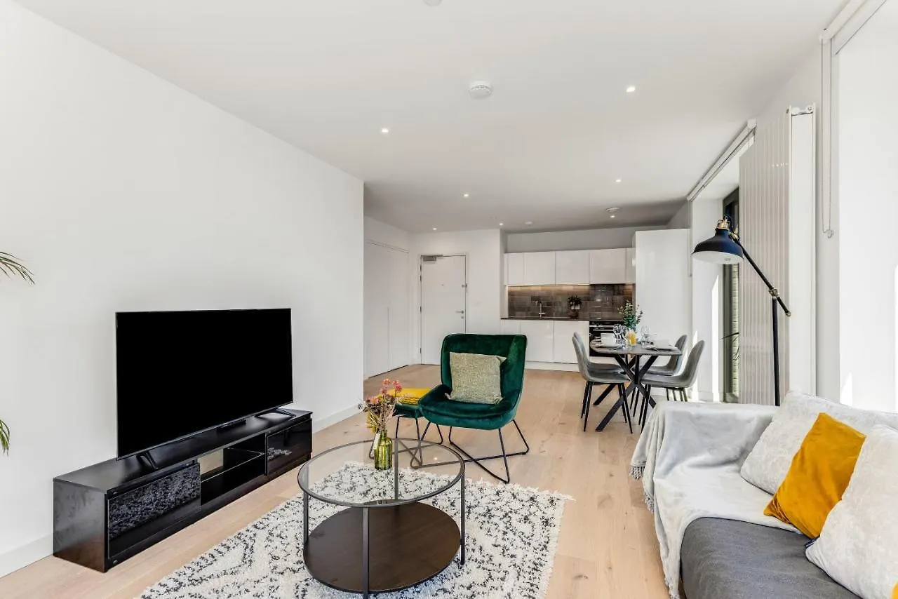 The Grand Cabo - Two Bed Apartment London